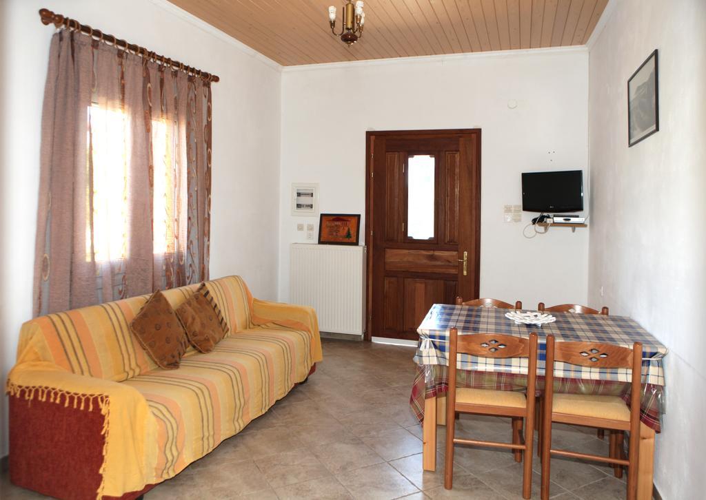 Splantza Apartments Амудья Екстер'єр фото