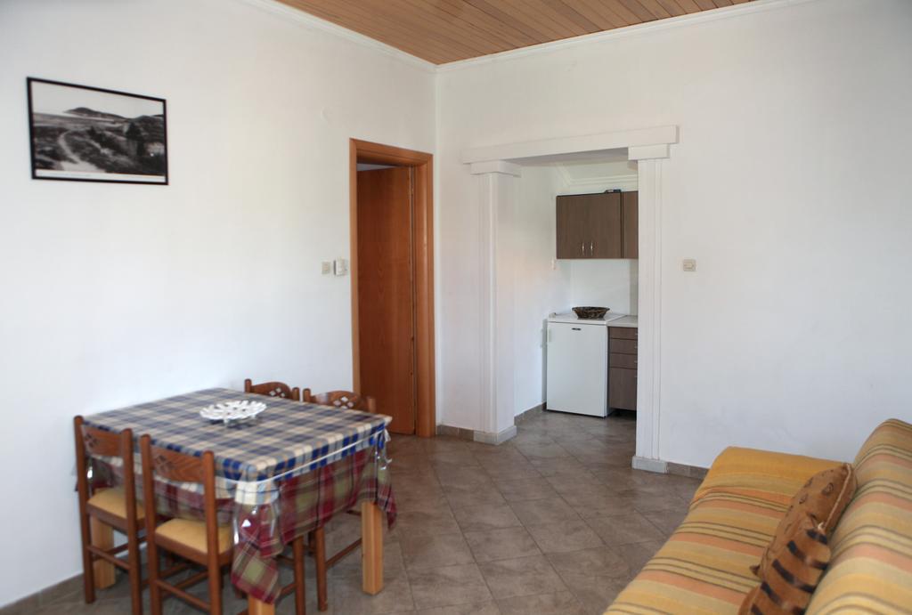 Splantza Apartments Амудья Екстер'єр фото